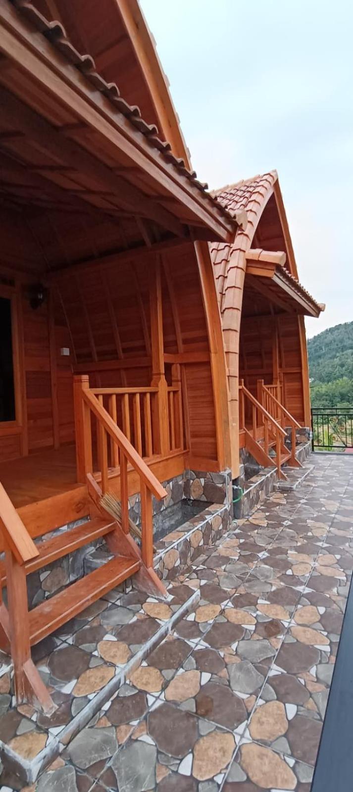 Giri Swari Homestay Sidemen  Esterno foto